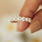 Anillo de cadena de margaritas bicolor estilo cottagecore - Plata